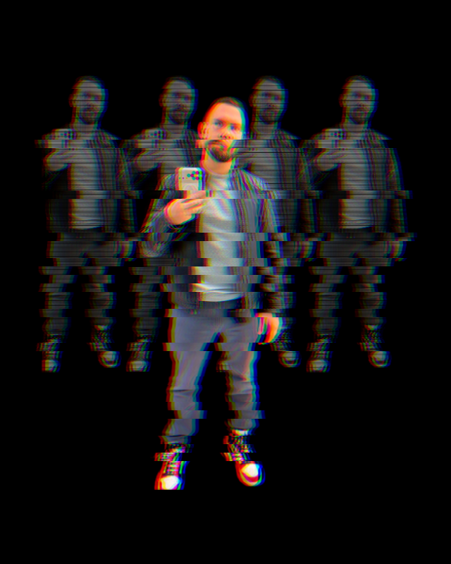 Glitch effect — digital slice displacement
